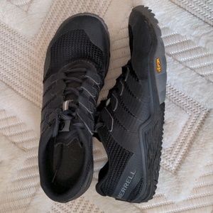 Trail Glove Barefoot Running Shoe